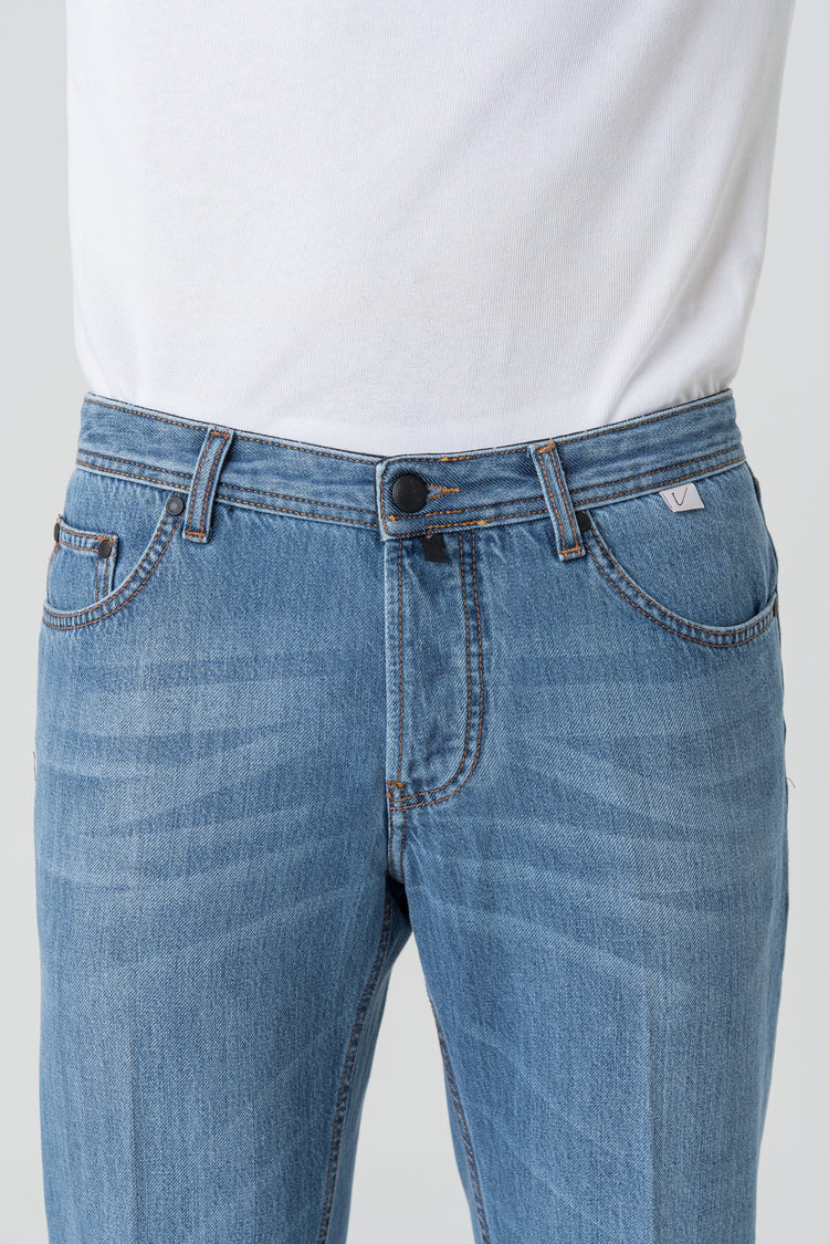 Denim Slim Fit Capri