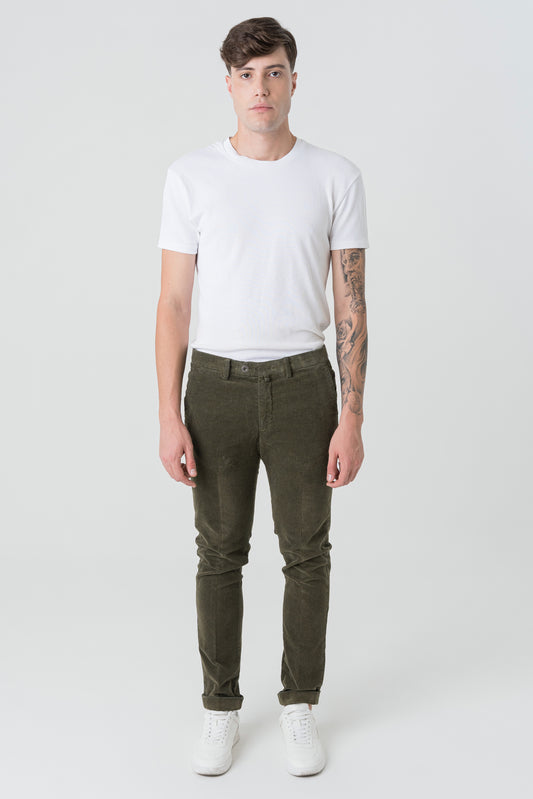 Pantaloni Slim Fit in Velluto Armaturato Verde