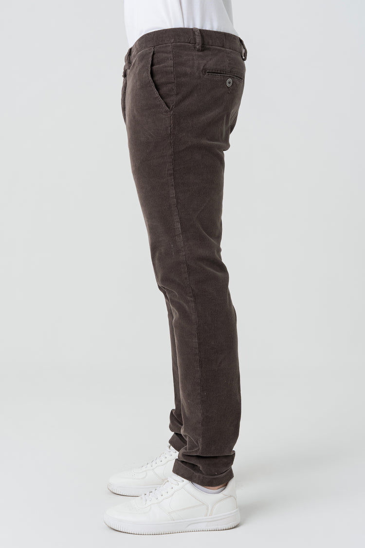 Pantaloni Slim Fit in Velluto Armaturato Marrone Scuro