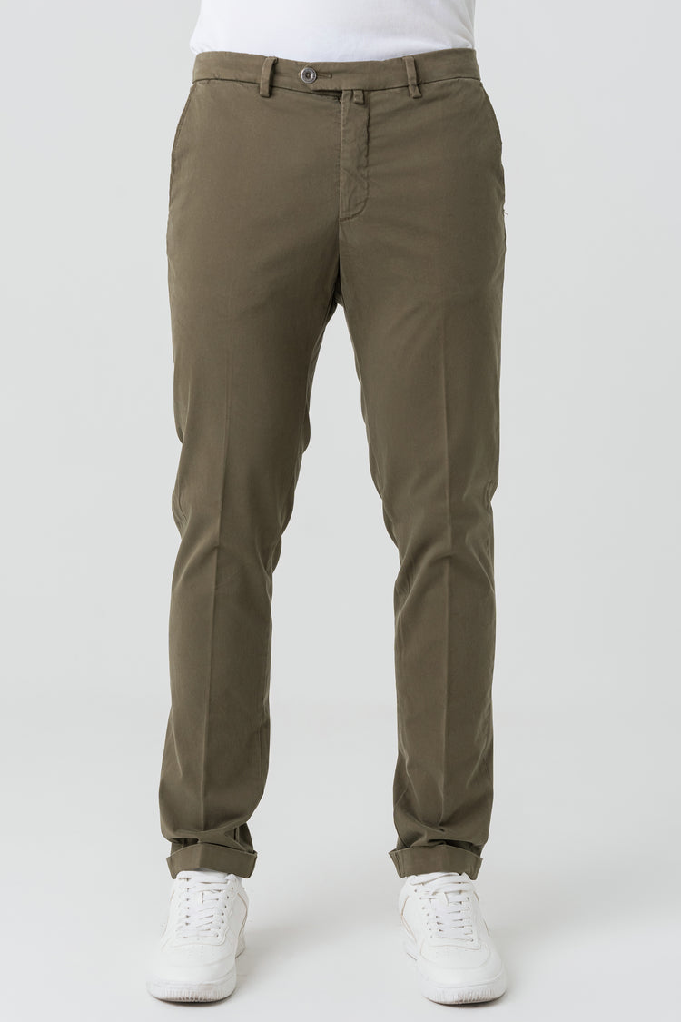 Pantaloni Slim Fit in Raso Saten Verde