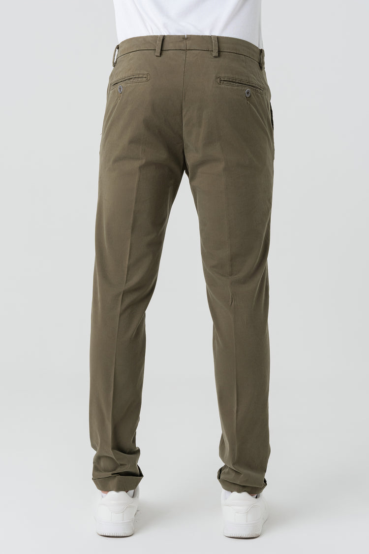 Pantaloni Slim Fit in Raso Saten Verde